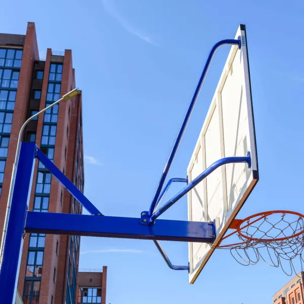 Баскетбольная стойка уличная одноопорная для игрового щита 1050х1800 мм вынос 1200 мм ZAVODSPORTA за 39&nbsp;600 ₽ в Улан-Удэ